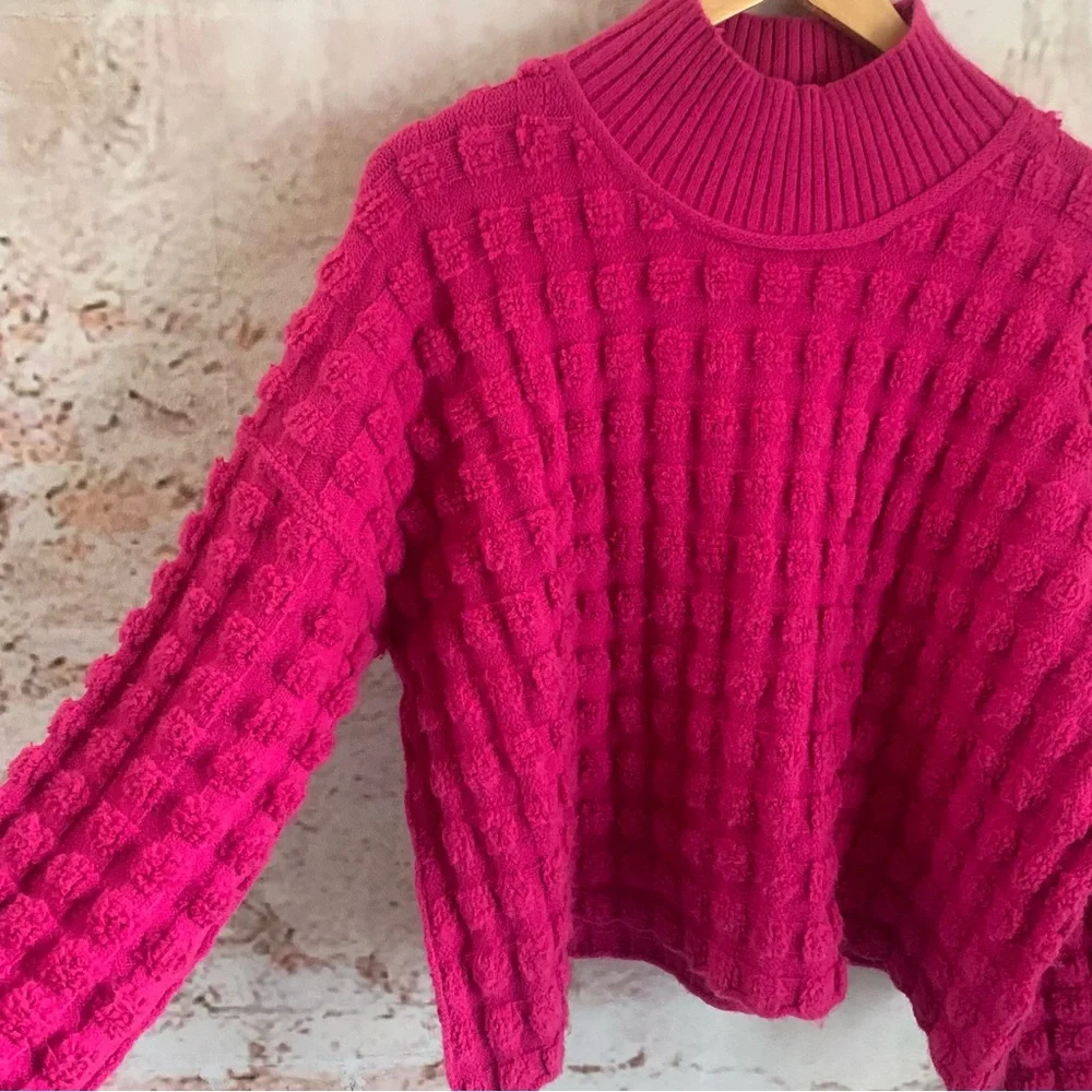 Entro Chunky Mock Neck Sweater in Fuchsia - Picture 2 of 6